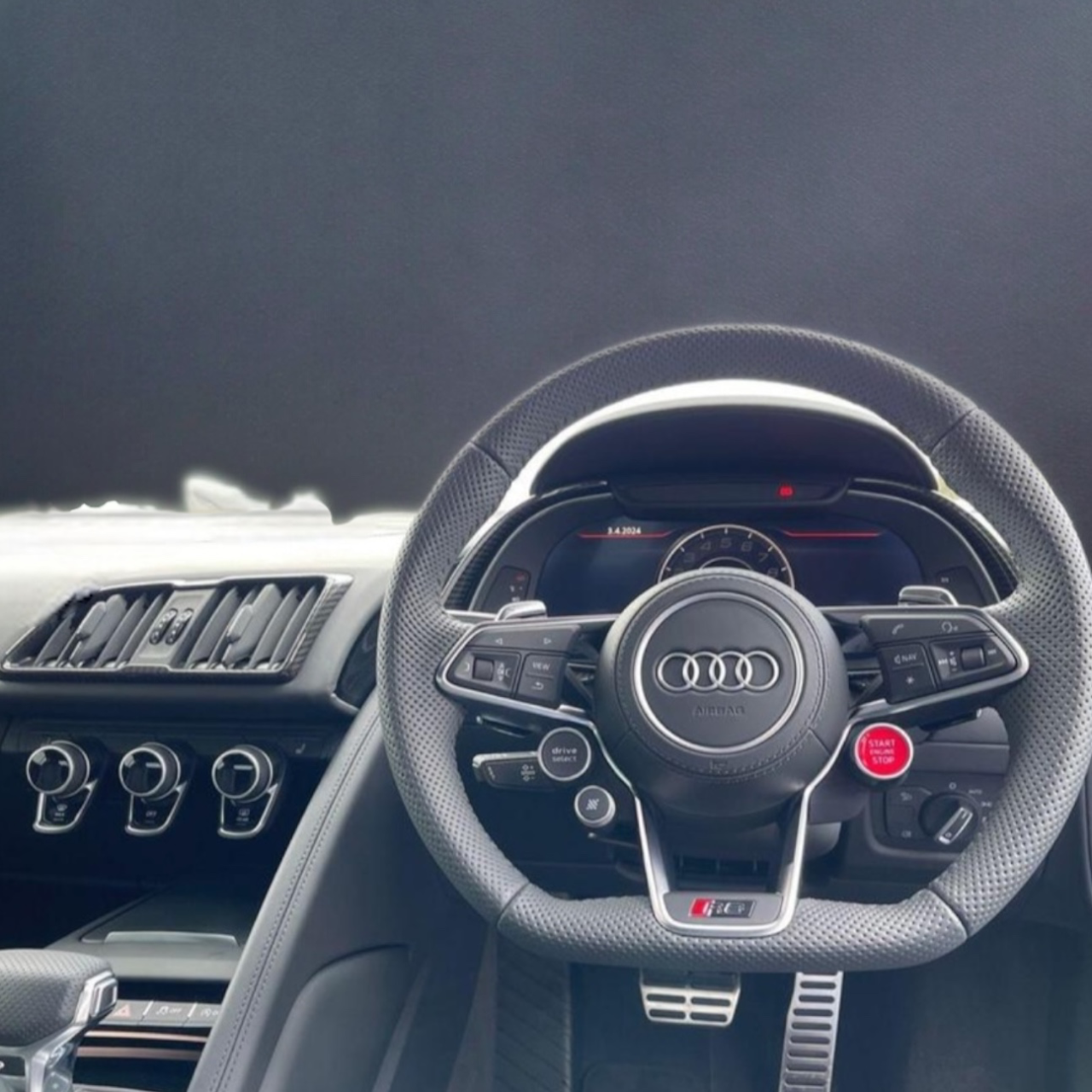 AUDI R8 v10